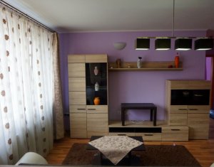 Lakás 3 szobák eladó on Floresti