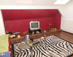 Lakás 4 szobák eladó on Floresti