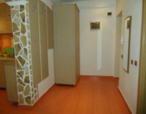 Lakás 2 szobák eladó on Floresti