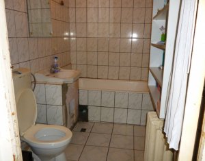 Lakás 4 szobák eladó on Cluj-napoca, Zóna Manastur