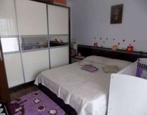 Lakás 3 szobák eladó on Floresti