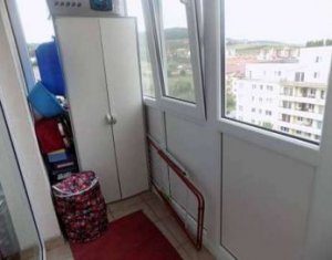 Lakás 3 szobák eladó on Floresti