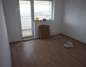 Lakás 2 szobák eladó on Floresti