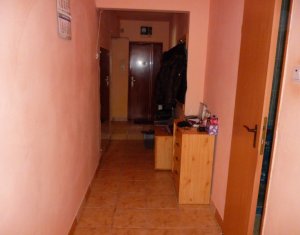 Lakás 4 szobák eladó on Cluj-napoca, Zóna Manastur