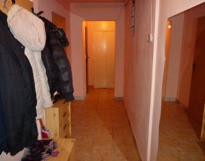 Lakás 4 szobák eladó on Cluj-napoca, Zóna Manastur