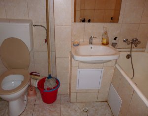 Lakás 4 szobák eladó on Cluj-napoca, Zóna Manastur