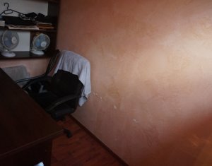 Lakás 2 szobák eladó on Floresti