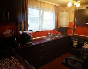 Lakás 2 szobák eladó on Floresti