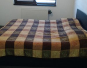 Lakás 3 szobák eladó on Floresti