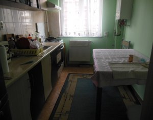 Lakás 2 szobák eladó on Floresti