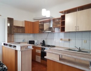 Lakás 4 szobák kiadó on Cluj-napoca, Zóna Centru