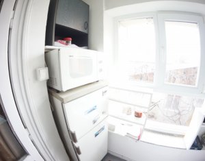 Lakás 4 szobák eladó on Cluj-napoca, Zóna Intre Lacuri