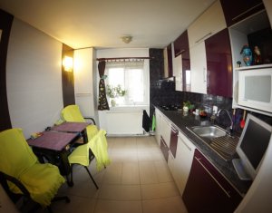 Lakás 4 szobák eladó on Cluj-napoca, Zóna Intre Lacuri