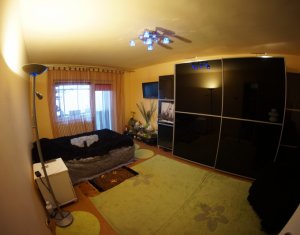 Lakás 4 szobák eladó on Cluj-napoca, Zóna Intre Lacuri