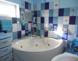 Lakás 2 szobák eladó on Floresti