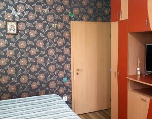 Lakás 2 szobák eladó on Floresti