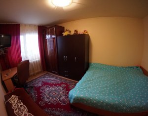 Lakás 4 szobák eladó on Cluj-napoca, Zóna Manastur