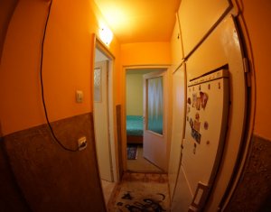 Lakás 4 szobák eladó on Cluj-napoca, Zóna Manastur