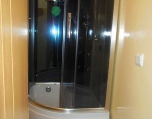 Lakás 3 szobák kiadó on Floresti