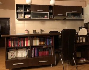 Lakás 3 szobák eladó on Floresti