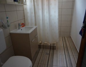 Lakás 3 szobák eladó on Floresti