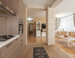 Ház 5 szobák eladó on Cluj-napoca, Zóna Dambul Rotund