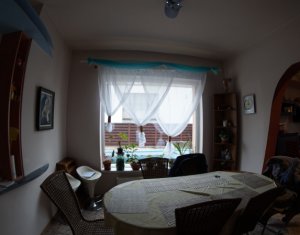 Ház 4 szobák kiadó on Cluj-napoca, Zóna Andrei Muresanu