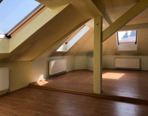 Lakás 4 szobák eladó on Cluj-napoca, Zóna Centru