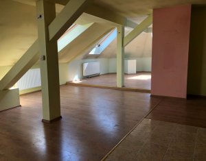 Lakás 4 szobák eladó on Cluj-napoca, Zóna Centru