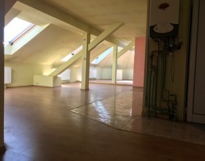 Lakás 4 szobák eladó on Cluj-napoca, Zóna Centru