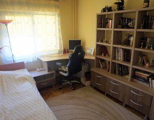 Lakás 4 szobák kiadó on Cluj-napoca, Zóna Gheorgheni