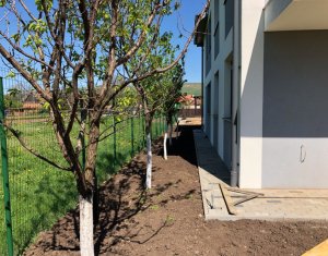 Lakás 4 szobák eladó on Floresti