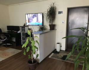 Lakás 2 szobák eladó on Floresti