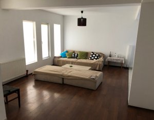 Ház 4 szobák eladó on Floresti