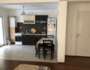 Ház 4 szobák eladó on Floresti