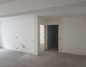 Lakás 2 szobák eladó on Floresti