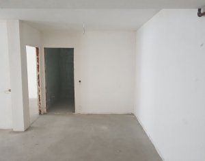 Lakás 2 szobák eladó on Floresti