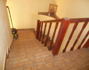 Ház 4 szobák eladó on Floresti