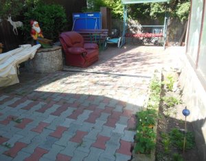 Ház 4 szobák eladó on Floresti