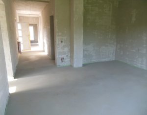 Ház 5 szobák eladó on Floresti