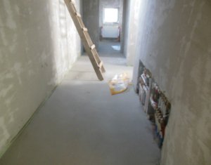 Ház 5 szobák eladó on Floresti