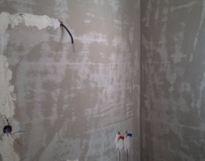 Ház 4 szobák eladó on Floresti