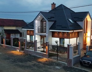 Ház 6 szobák kiadó on Sannicoara