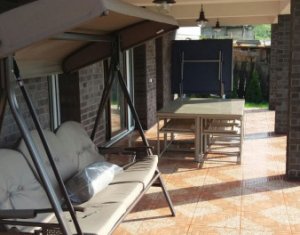 Ház 6 szobák kiadó on Sannicoara