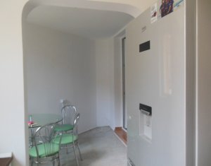 Lakás 2 szobák eladó on Floresti