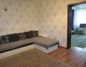 Lakás 3 szobák eladó on Floresti