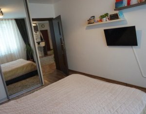 Lakás 3 szobák eladó on Floresti