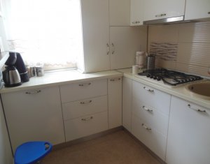 Lakás 2 szobák eladó on Floresti