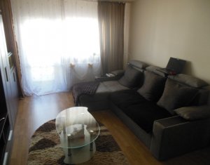 Lakás 3 szobák eladó on Floresti