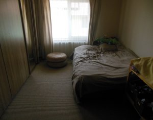 Ház 4 szobák eladó on Floresti